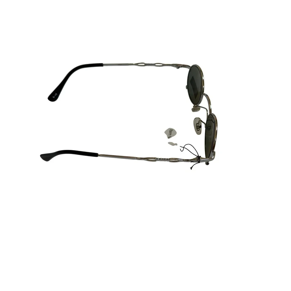 Vintage 90s Minimalist Oval Sunglasses | Silver Metal Wire Frame Shade